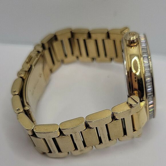 Michael Kors MK5867 Women's Stainless Steel Analog Champagne Dial Watch BC879 - Picture 9 of 10